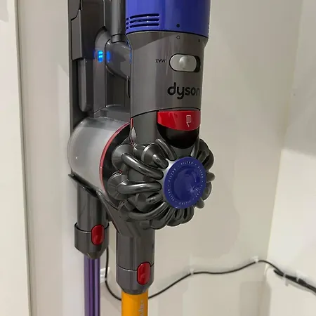 Cosy And Premium Apartment